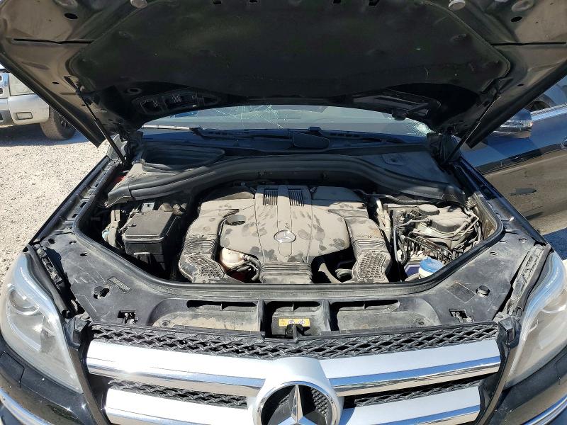 Photo 12 from auction – 2015 MERCEDES-BENZ GL with VIN 4JGDF6EE9FA568365