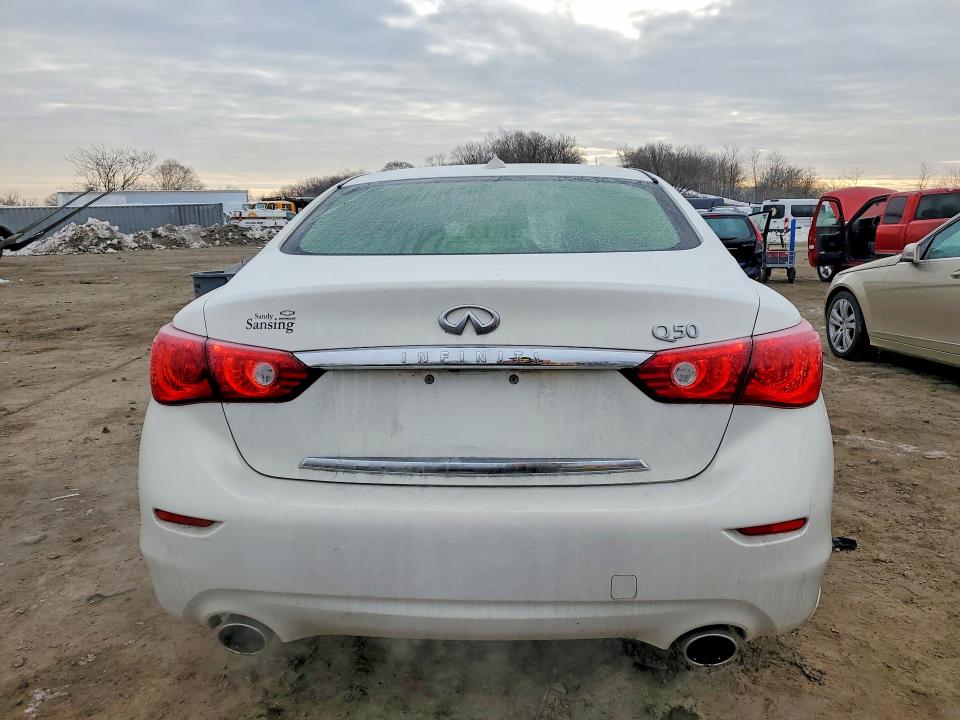 Photo 6 from auction – 2015 INFINITI Q50 with VIN JN1BV7AP1FM335027