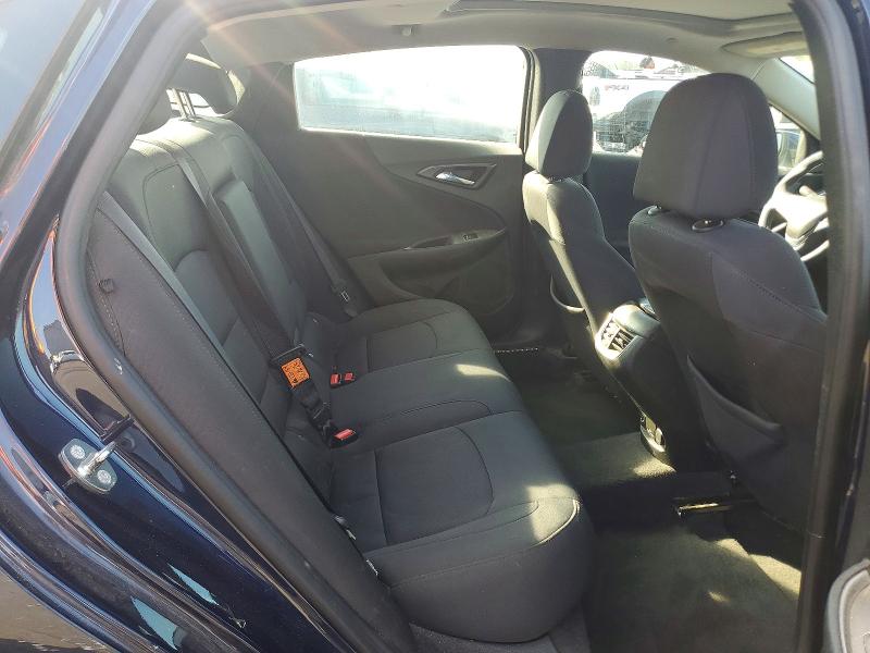 Photo 10 from auction – 2018 CHEVROLET MALIBU LT with VIN 1G1ZD5ST7JF148587