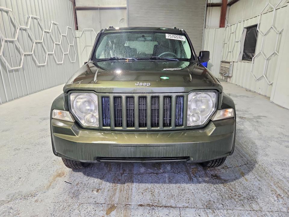 Photo 5 from auction – 2008 JEEP LIBERTY SP with VIN 1J8GN28K88W247673