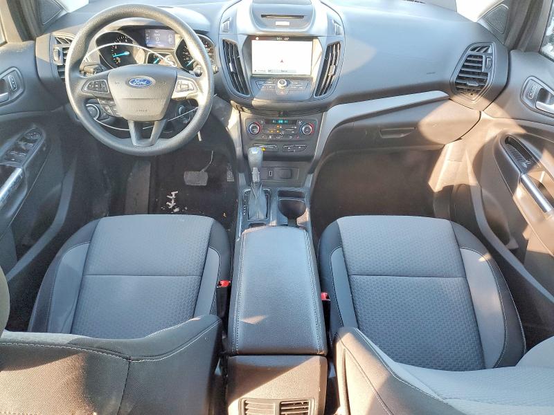 Photo 8 from auction – 2017 FORD ESCAPE SE with VIN 1FMCU0GD8HUB47645