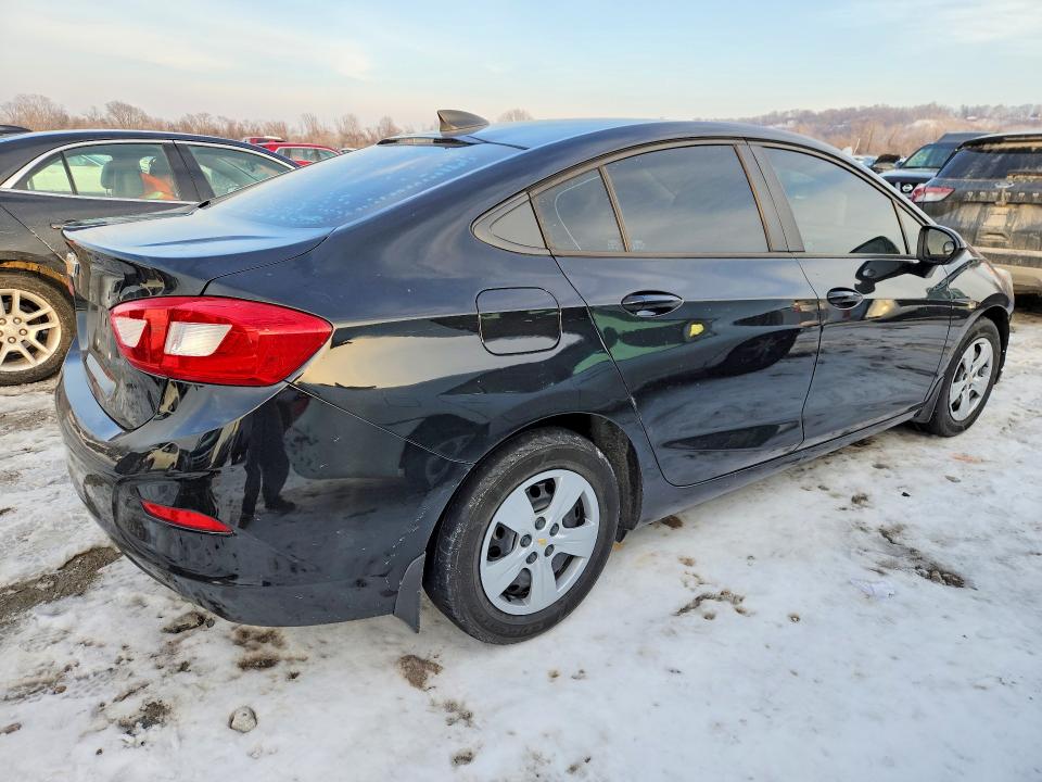Photo 3 from auction – 2017 CHEVROLET CRUZE LS with VIN 1G1BC5SM2H7247884