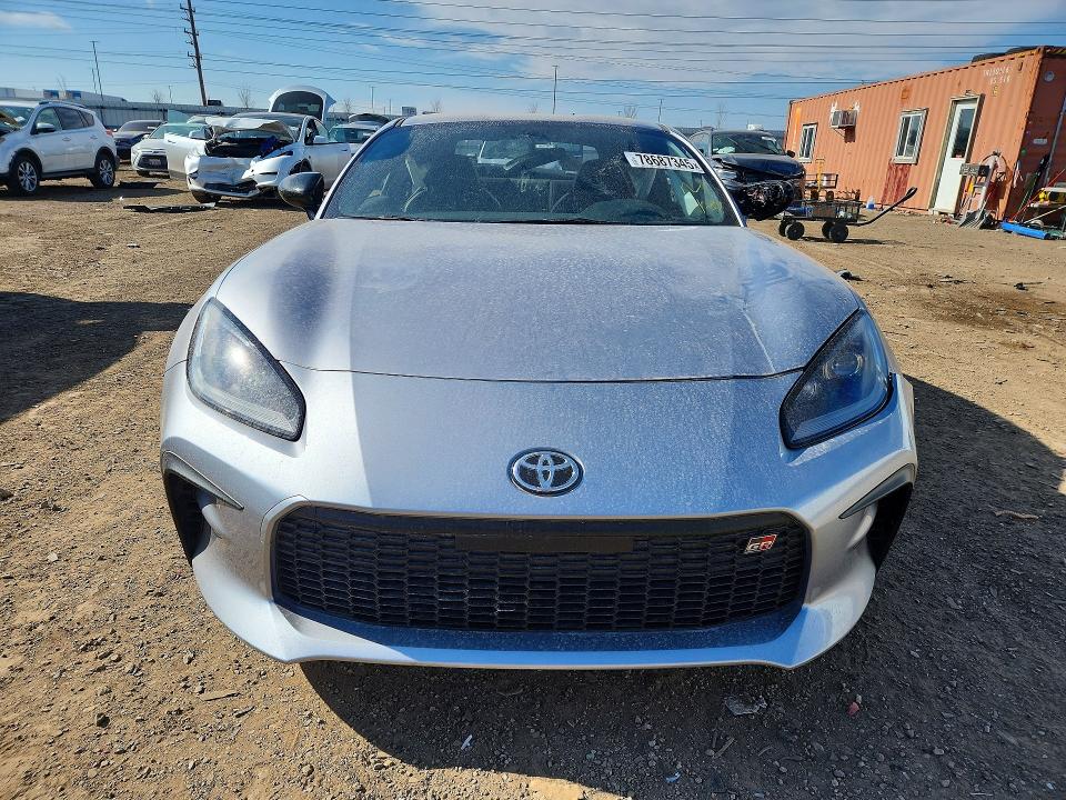 Photo 5 from auction – 2025 TOYOTA GR 86 with VIN JF1ZNBE11S8750233