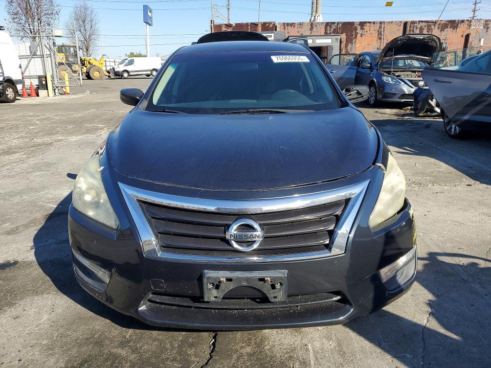 Photo 5 from auction – 2015 NISSAN ALTIMA 2.5 with VIN 1N4AL3AP6FC569957