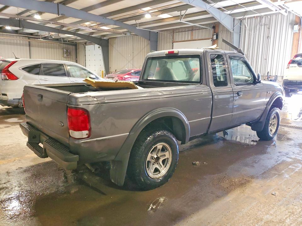 Photo 3 from auction – 2000 FORD RANGER with VIN 1FTZR15X1YTA22253