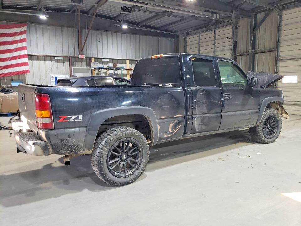 Photo 3 from auction – 2004 GMC NEW SIERRA with VIN 1GTEK19T04E345170
