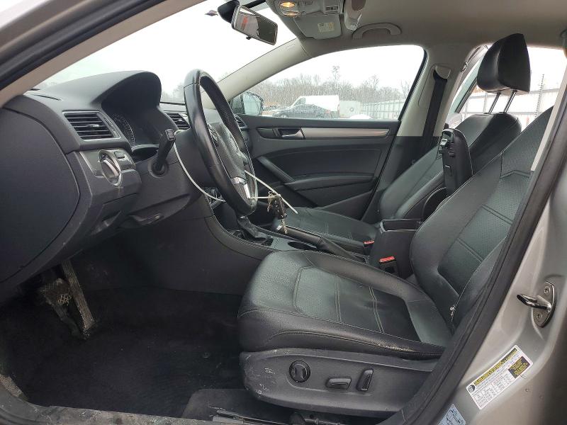Photo 7 from auction – 2014 VOLKSWAGEN PASSAT with VIN 1VWAT7A36EC077763