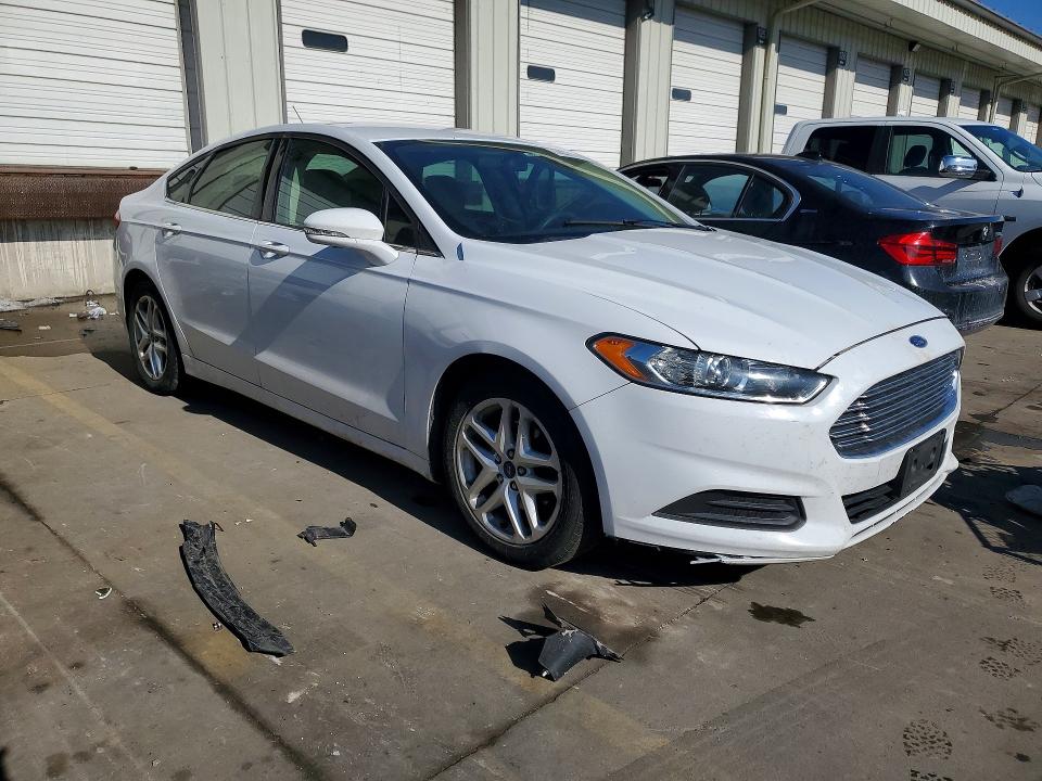 Photo 4 from auction – 2016 FORD FUSION SE with VIN 3FA6P0H70GR305733