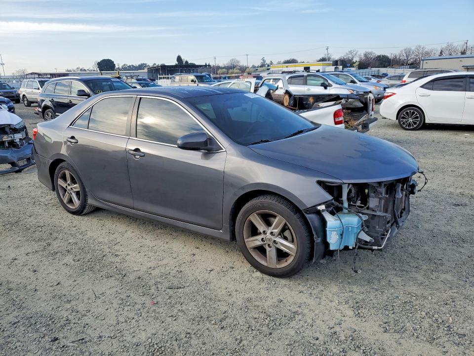 Photo 4 from auction – 2013 TOYOTA CAMRY L with VIN 4T1BF1FK0DU276548