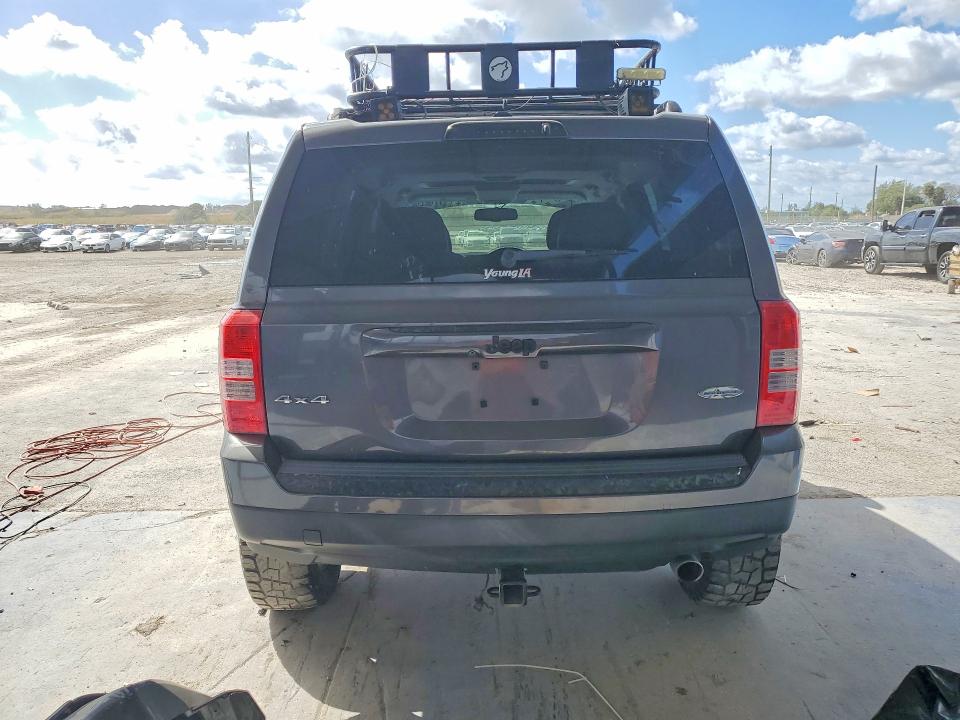 Photo 6 from auction – 2017 JEEP PATRIOT with VIN 1C4NJRFBXHD126838