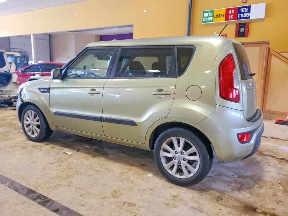 Photo 2 from auction – 2013 KIA SOUL with VIN KNDJT2A55D7631647