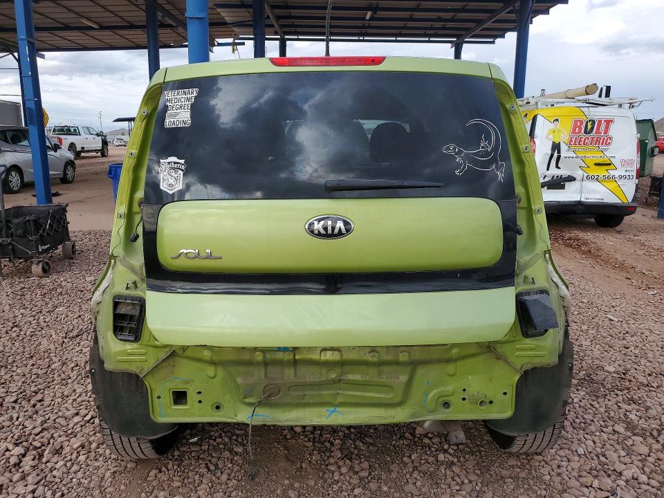 Photo 6 from auction – 2014 KIA SOUL with VIN KNDJN2A21E7727468