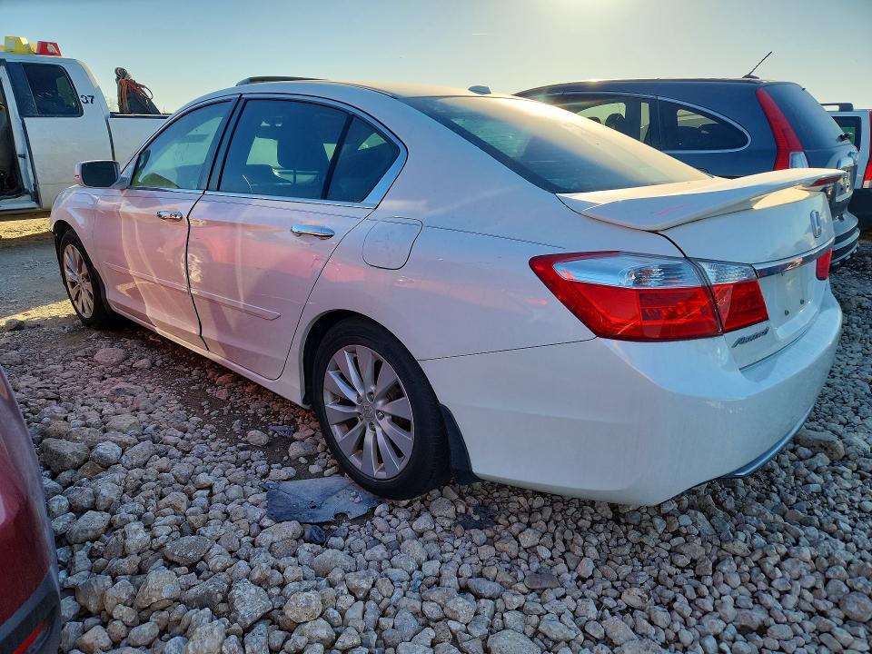 Photo 2 from auction – 2013 HONDA ACCORD EXL with VIN 1HGCR2F89DA224929