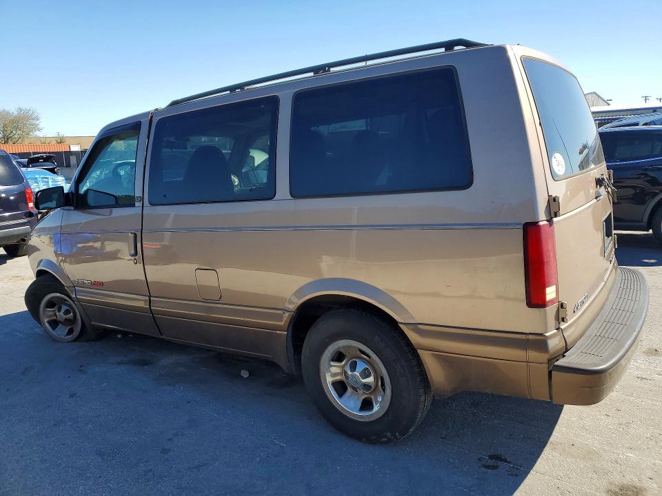 Photo 2 from auction – 2002 CHEVROLET ASTRO with VIN 1GNEL19XX2B146469