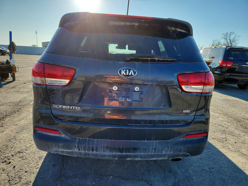 Photo 6 from auction – 2017 KIA SORENTO with VIN 5XYPG4A36HG283813