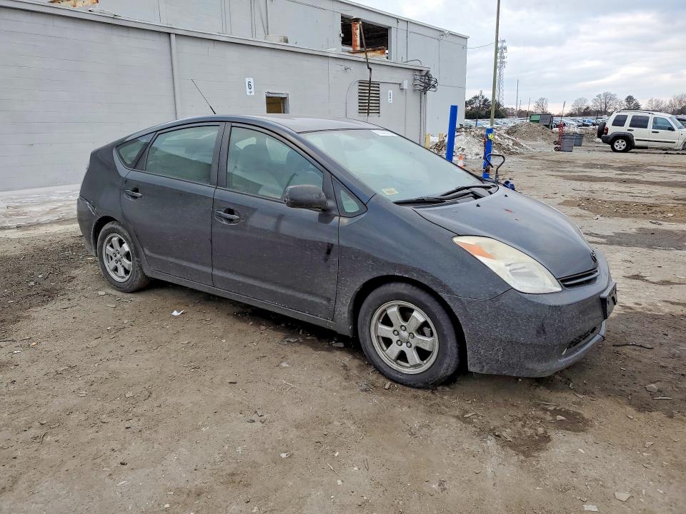Photo 4 from auction – 2004 TOYOTA PRIUS with VIN JTDKB20UX40029206