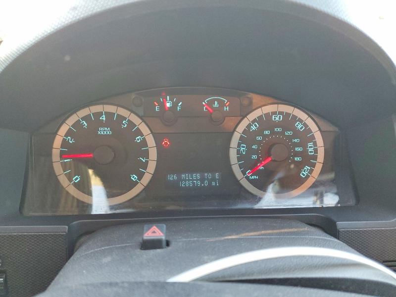 Photo 9 from auction – 2011 FORD ESCAPE with VIN 1FMCU0EG0BKA62671