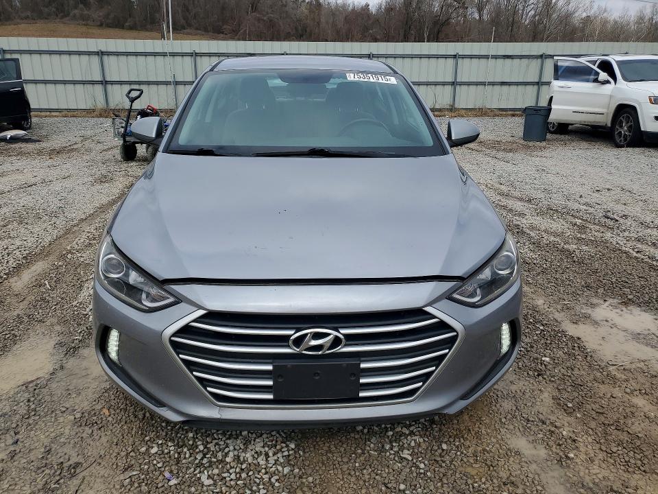 Photo 5 from auction – 2017 HYUNDAI ELANTRA SE with VIN 5NPD84LF6HH015800