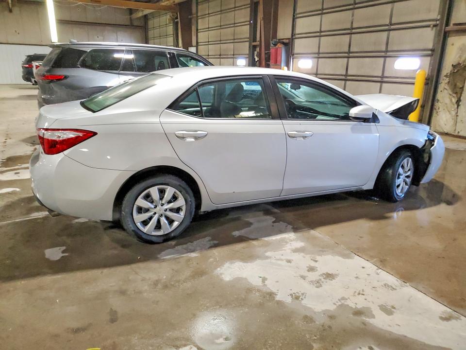 Фото 3 с аукциона – 2016 TOYOTA COROLLA с VIN 2T1BURHE2GC583849