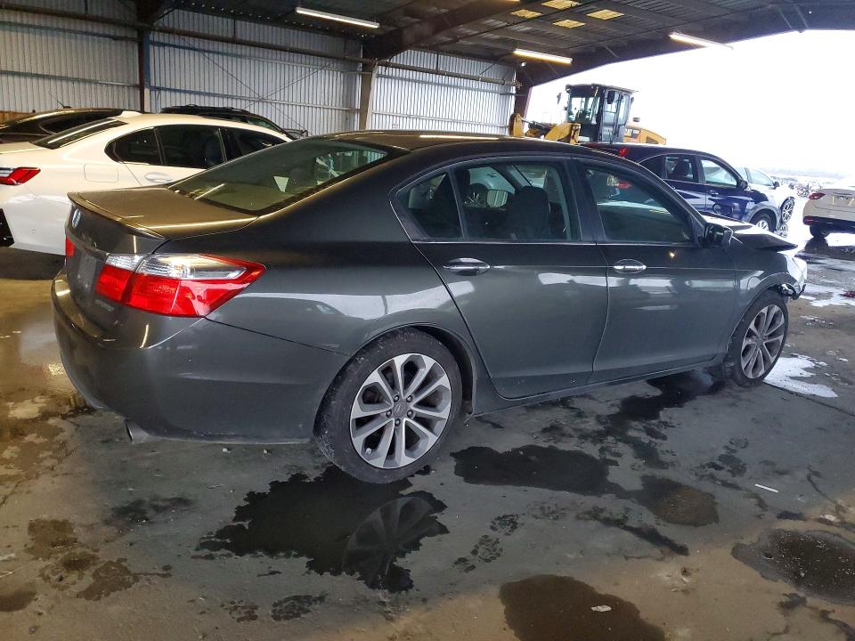 Photo 3 from auction – 2014 HONDA ACCORD with VIN 1HGCR2F53EA171412