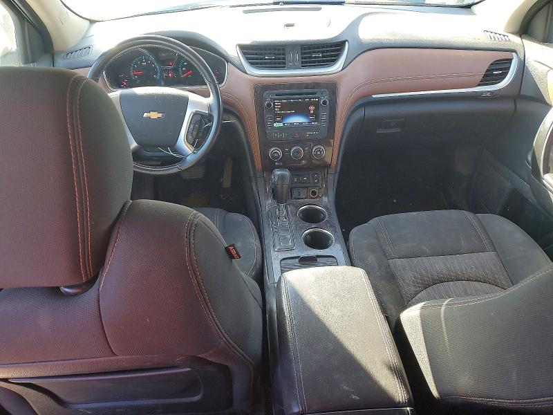 Photo 8 from auction – 2015 CHEVROLET TRAVERSE L with VIN 1GNKRGKDXFJ320959