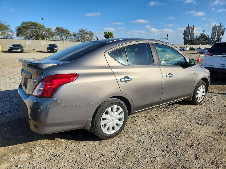 Photo 3 from auction – 2016 NISSAN VERSA S with VIN 3N1CN7AP7GL906701