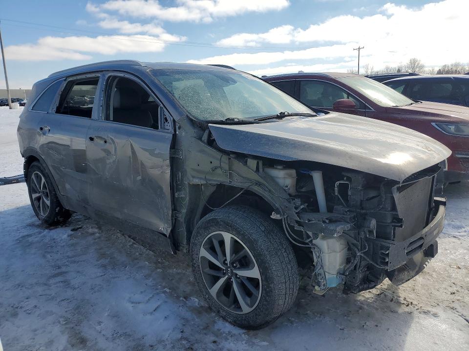 Photo 4 from auction – 2019 KIA SORENTO EX with VIN 5XYPHDA51KG541466