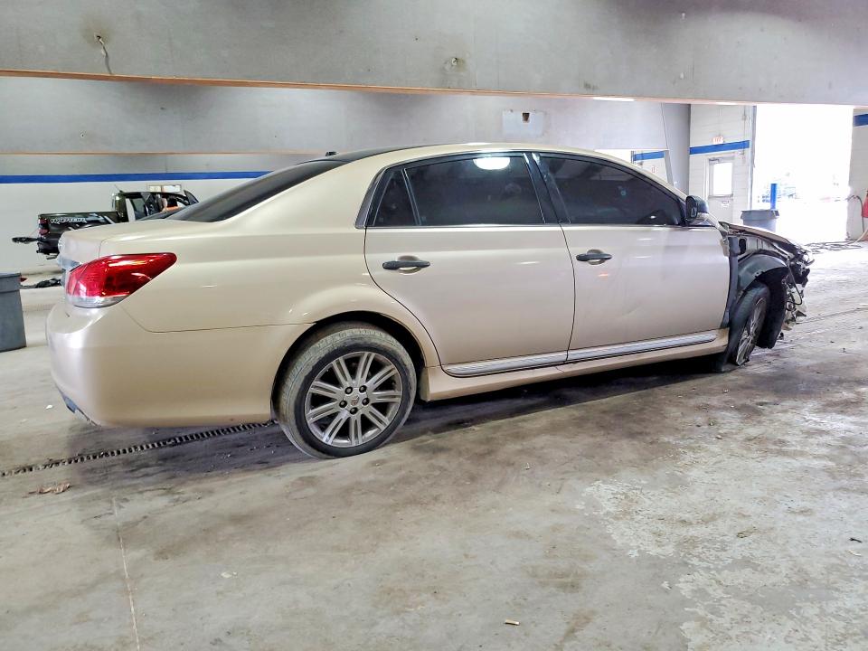 Photo 3 from auction – 2011 TOYOTA AVALON with VIN 4T1BK3DBXBU434742