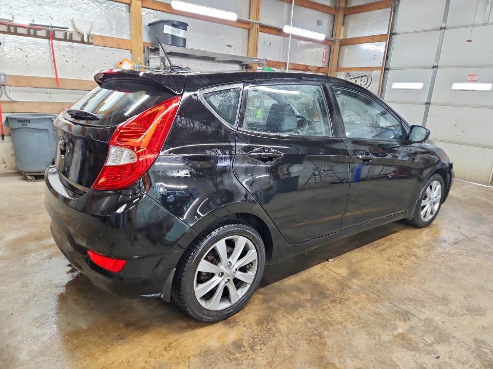 Photo 3 from auction – 2012 HYUNDAI ACCENT GLS with VIN KMHCU5AE4CU023749