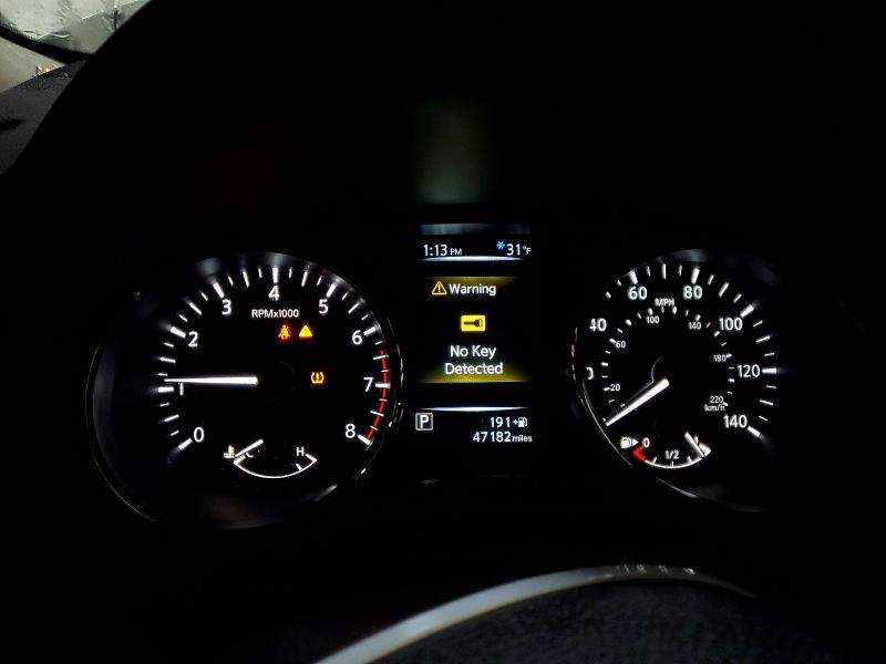 Photo 9 from auction – 2017 NISSAN ROGUE SV with VIN 5N1AT2MVXHC826860
