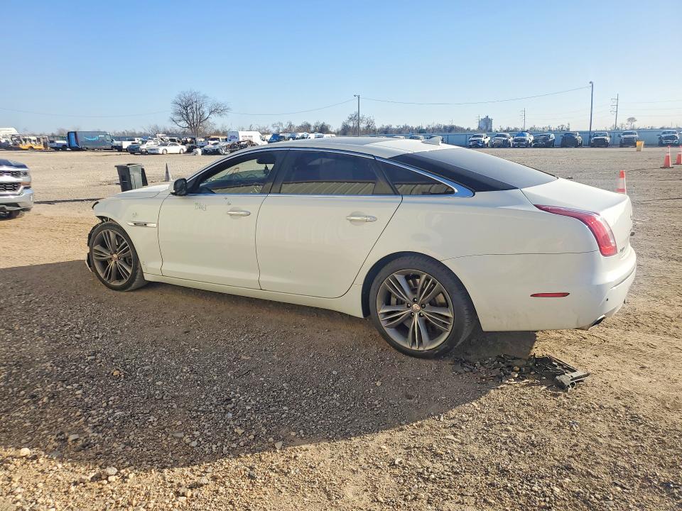 Photo 2 from auction – 2015 JAGUAR XJL with VIN SAJWA2GT0FMV87760