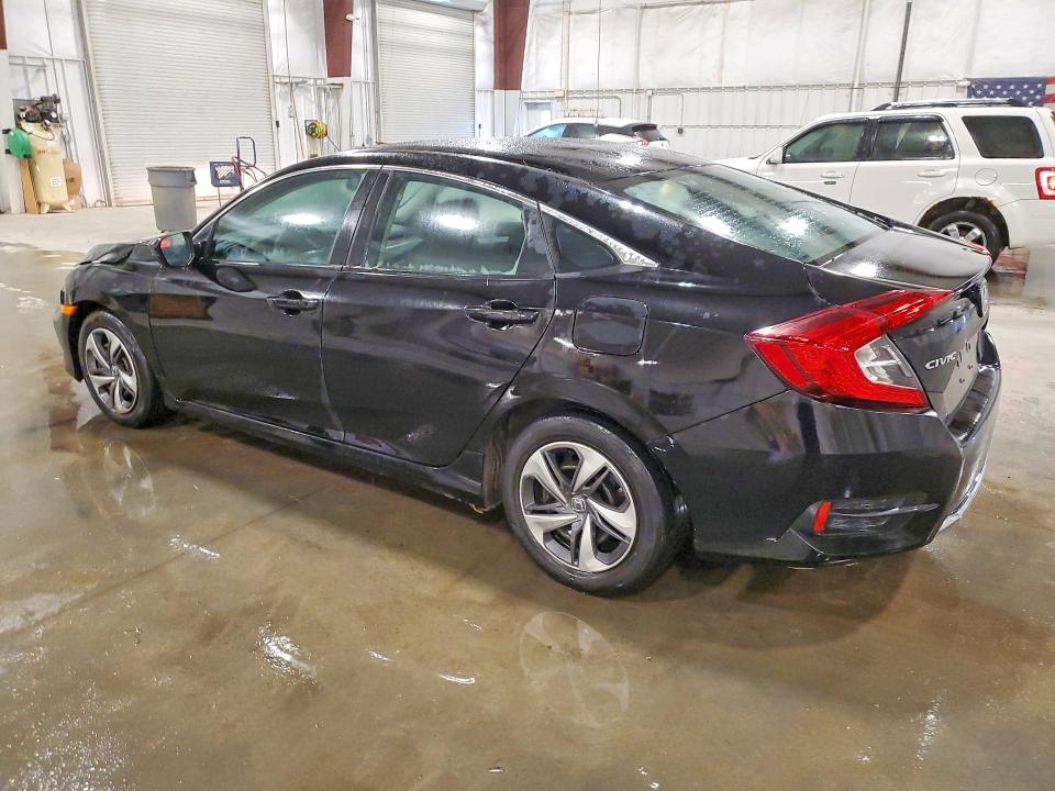 Photo 2 from auction – 2021 HONDA CIVIC with VIN 2HGFC2F65MH553349