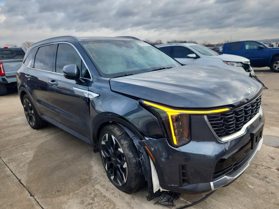 Photo 4 from auction – 2025 KIA SORENTO with VIN 5XYRH4JF9SG320022