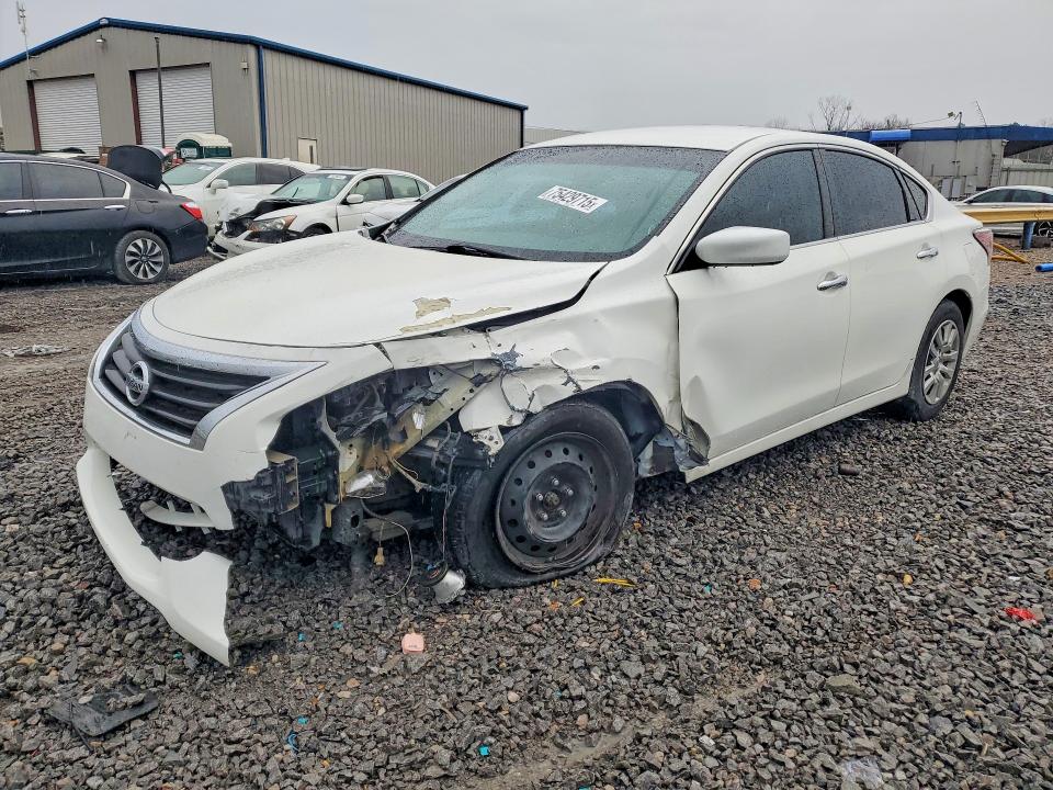 NISSAN ALTIMA 2015 with VIN 1N4AL3AP2FN387595 - Photo from auction