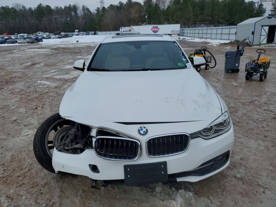 Photo 5 from auction – 2018 BMW 330 with VIN WBA8B9G53JNU96139