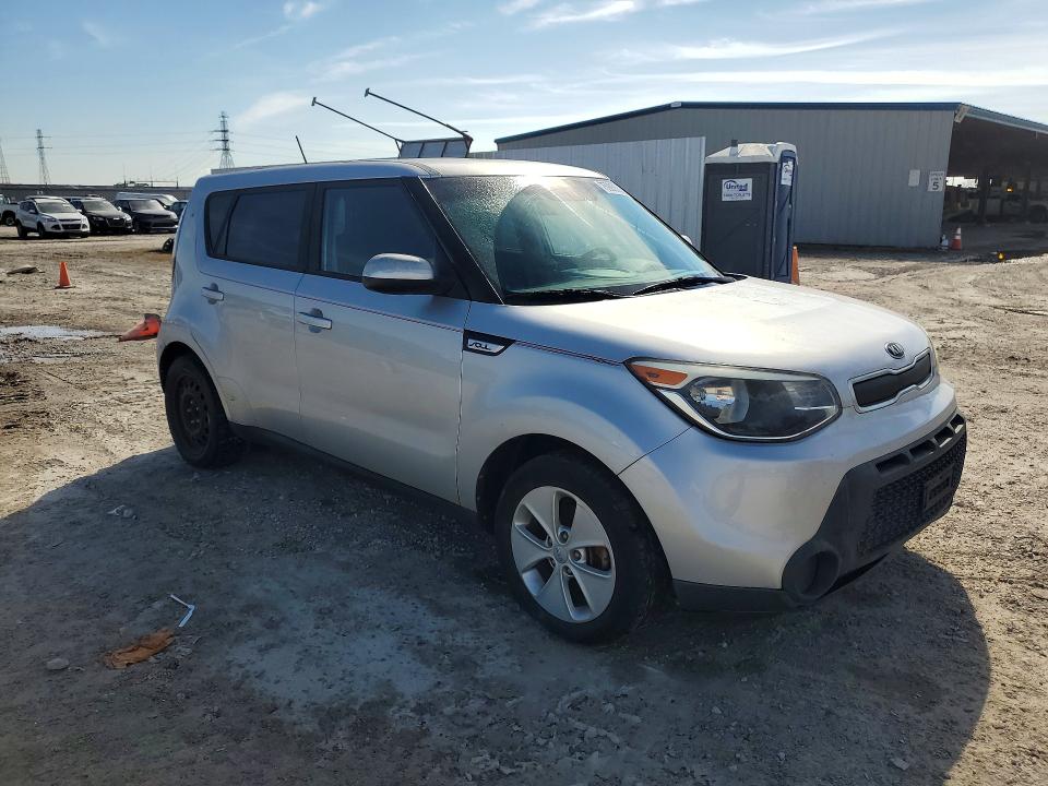 Photo 4 from auction – 2016 KIA SOUL with VIN KNDJN2A2XG7841827