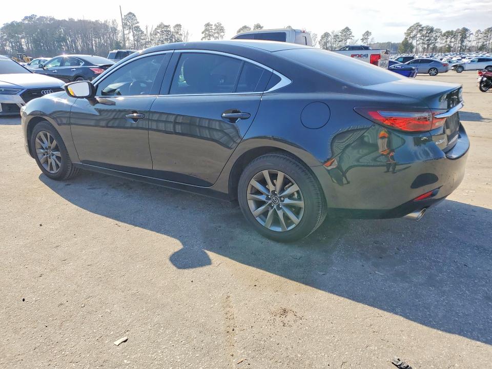 Photo 2 from auction – 2021 MAZDA 6 with VIN JM1GL1UM3M1619992
