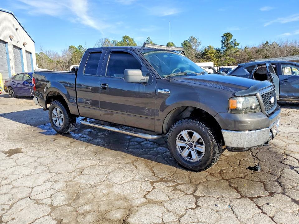 Photo 4 from auction – 2006 FORD F150 with VIN 1FTRX14W36KB27295