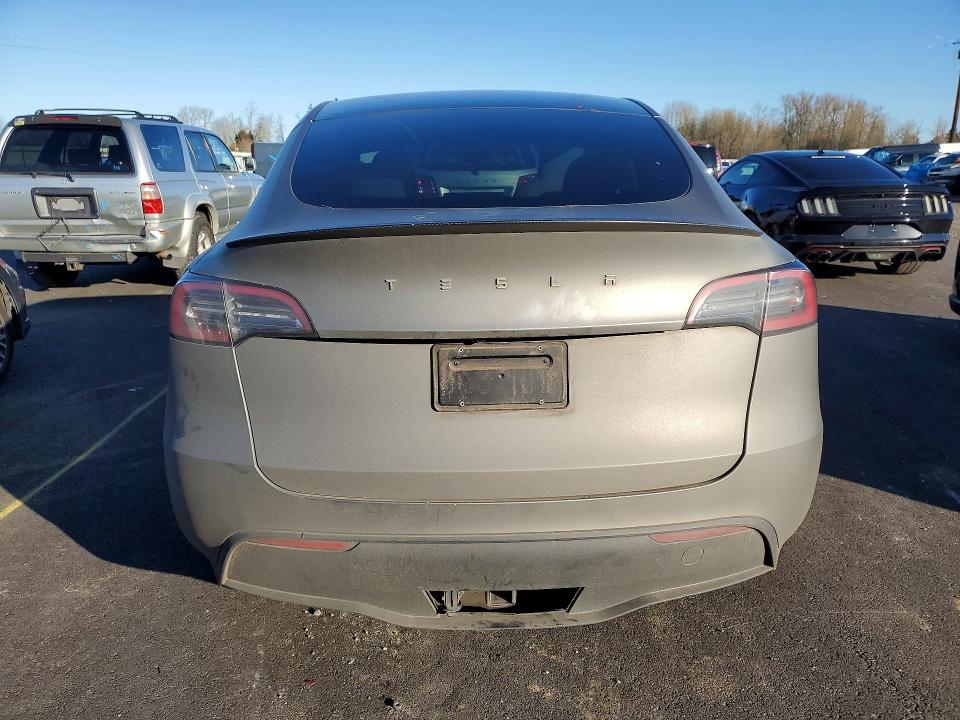Photo 6 from auction – 2022 TESLA MODEL Y with VIN 7SAYGDEF4NF404529