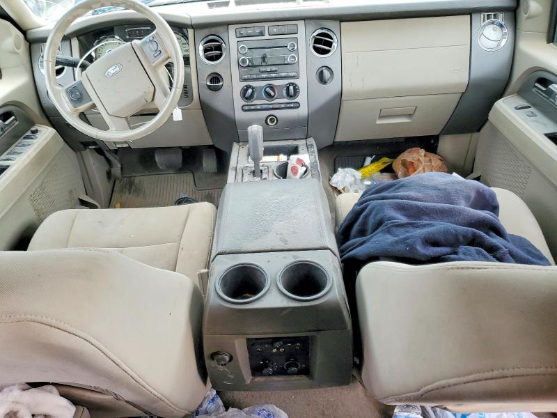 Photo 8 from auction – 2011 FORD EXPEDITION with VIN 1FMJU1H58BEF32516