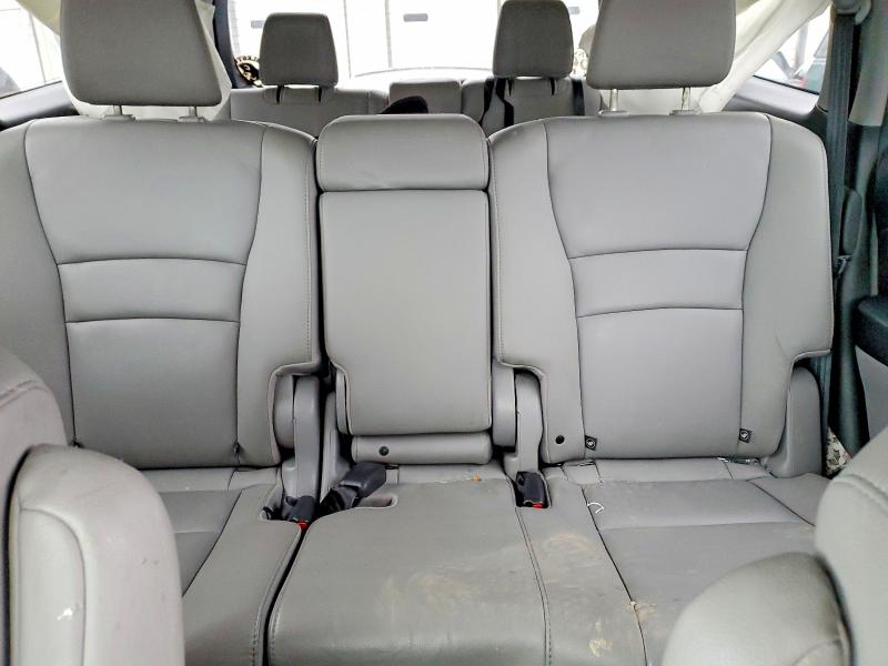 Фото 10 с аукциона – 2016 HONDA PILOT с VIN 5FNYF6H58GB046692