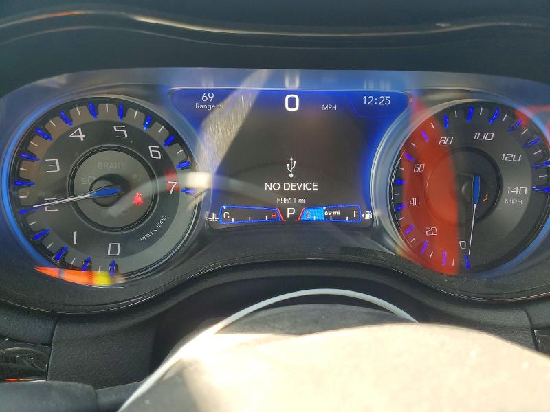 Photo 9 from auction – 2023 CHRYSLER 300 with VIN 2C3CCABGXPH585216