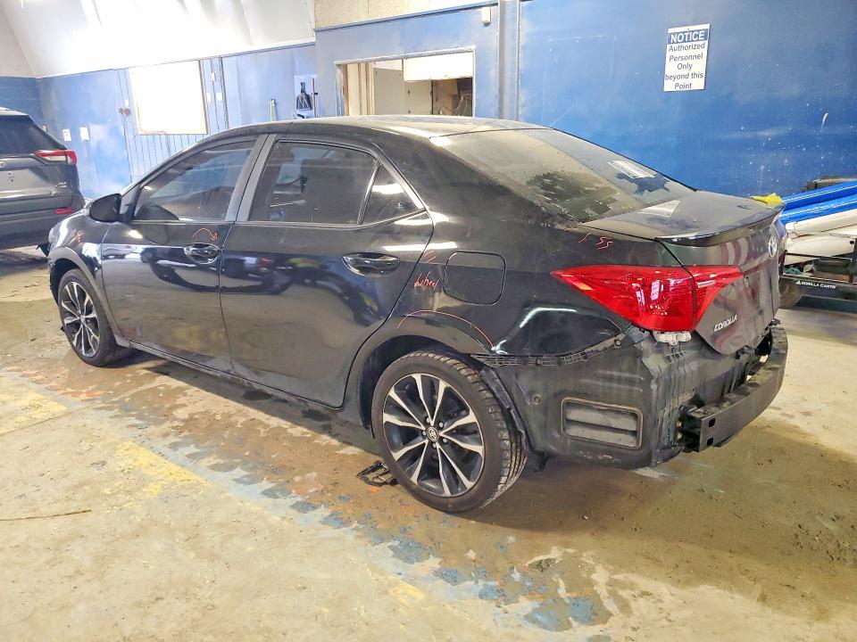 Photo 2 from auction – 2018 TOYOTA COROLLA with VIN 5YFBURHE5JP820017