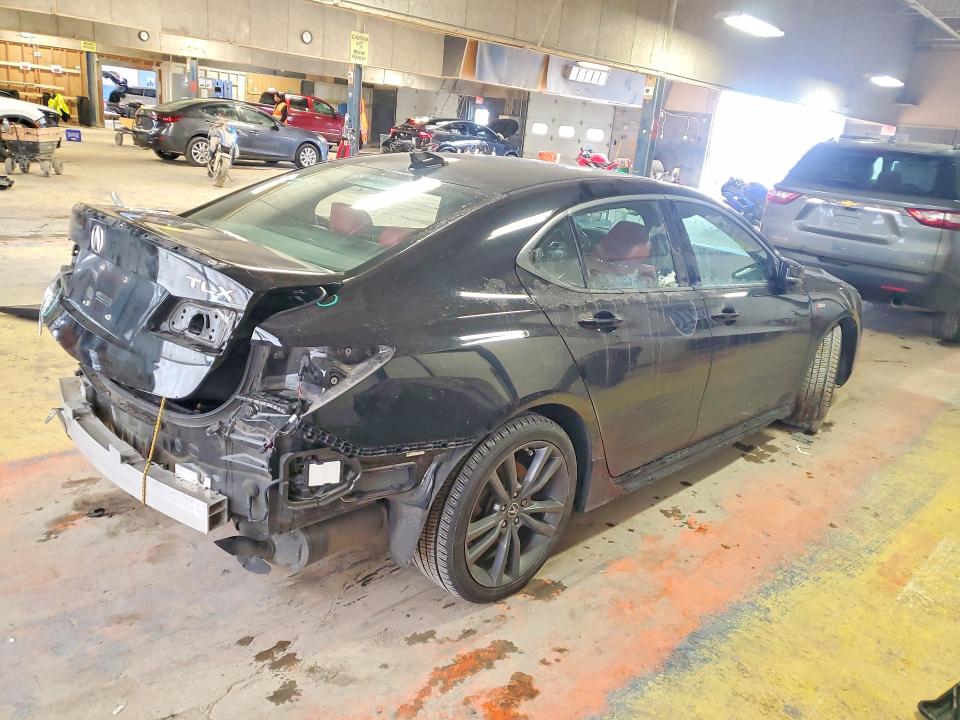 Photo 3 from auction – 2019 ACURA TLX with VIN 19UUB2F66KA004345