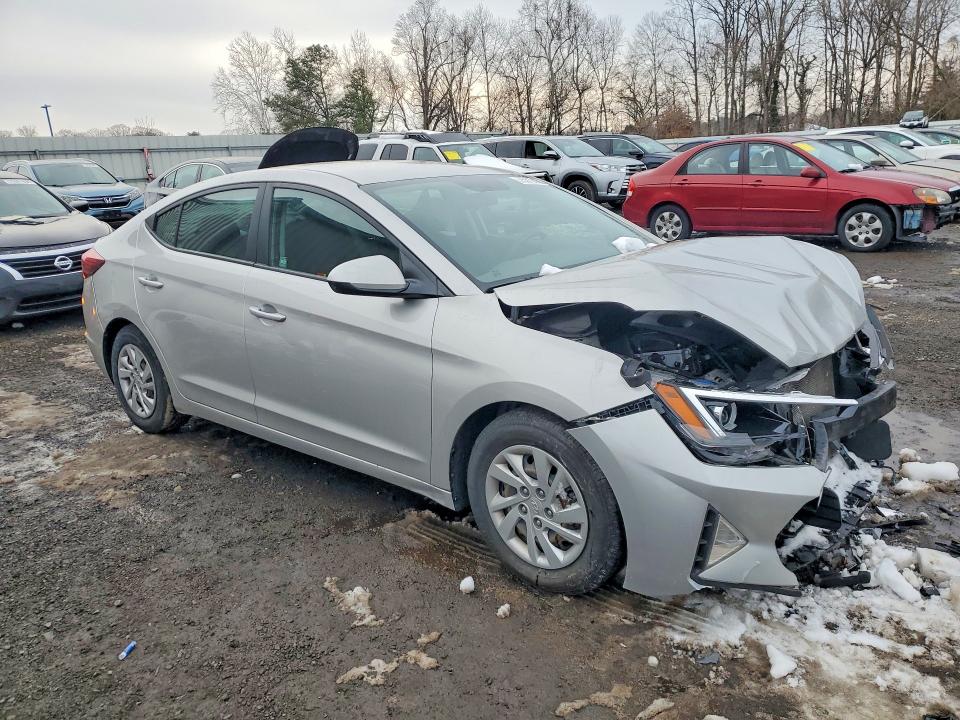 Photo 4 from auction – 2019 HYUNDAI ELANTRA SE with VIN 5NPD74LF8KH453759