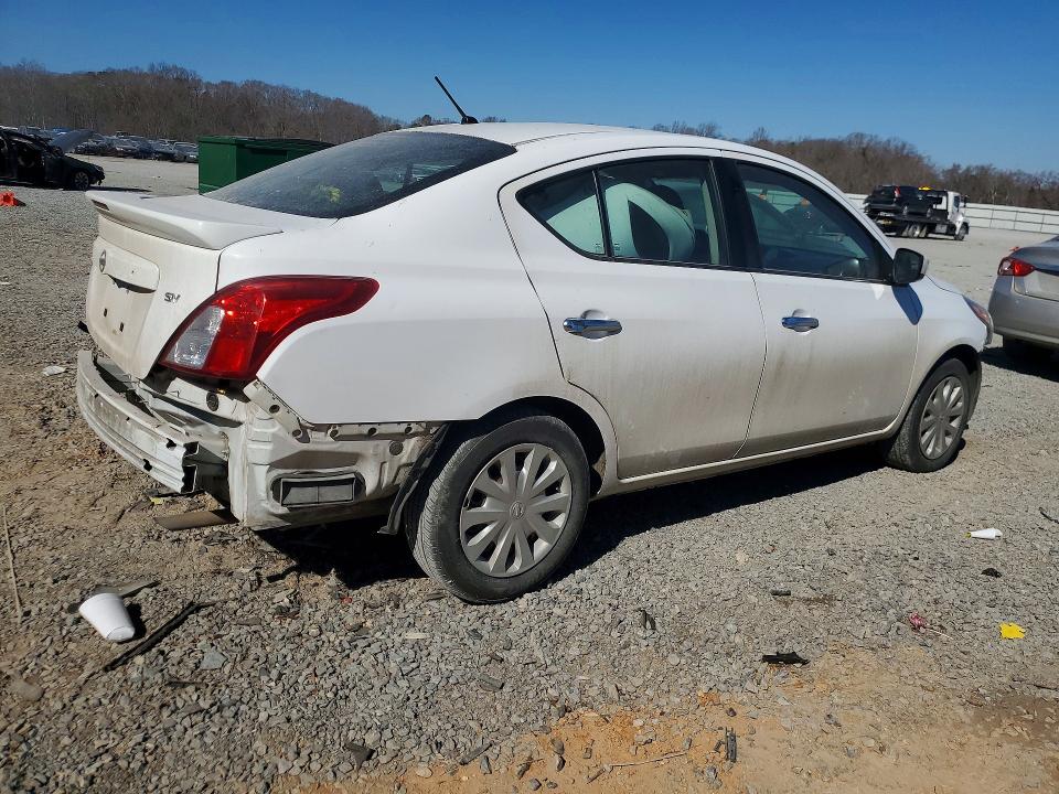 Photo 3 from auction – 2018 NISSAN VERSA S with VIN 3N1CN7AP9JL864524