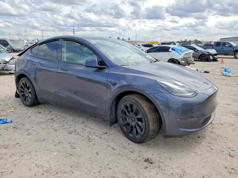 Photo 4 from auction – 2023 TESLA MODEL Y with VIN 7SAYGAEE8PF829440