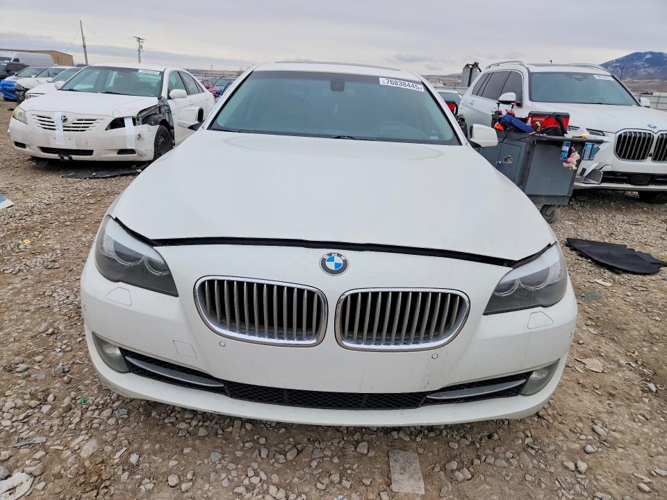 Photo 5 from auction – 2011 BMW 550 XI with VIN WBAFU9C55BC783468