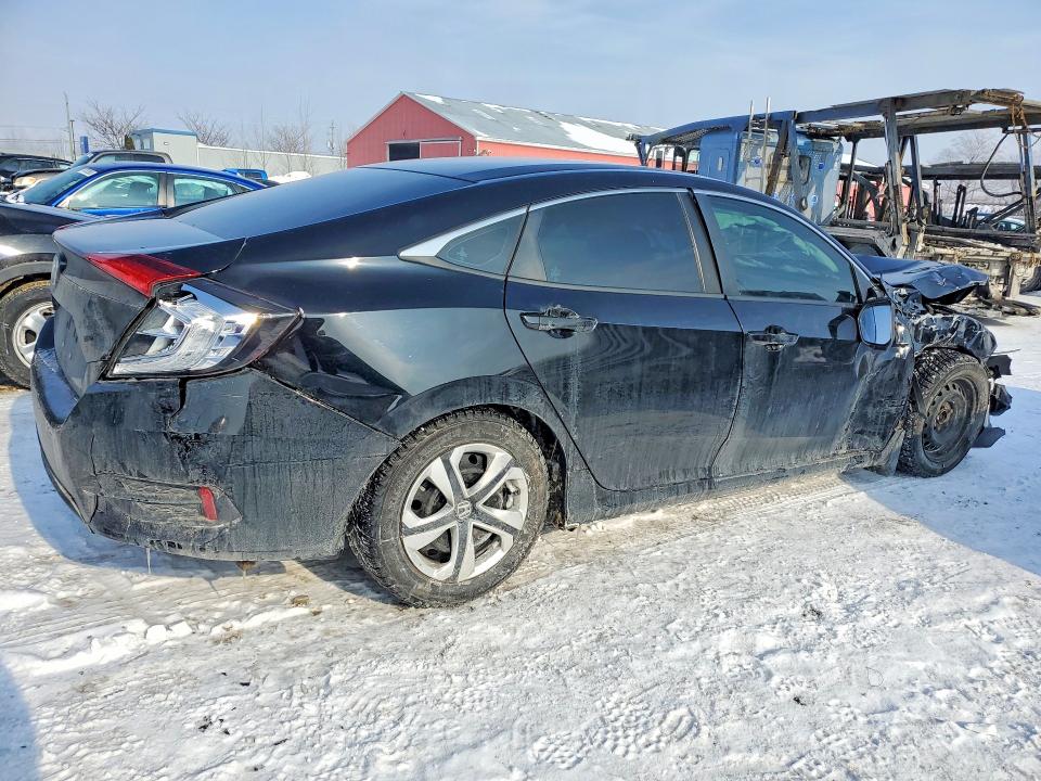 Photo 3 from auction – 2018 HONDA CIVIC with VIN 2HGFC2F59JH001906