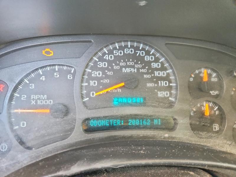 Photo 9 from auction – 2003 CHEVROLET SILVERADO with VIN 1GCGC13U63F115326